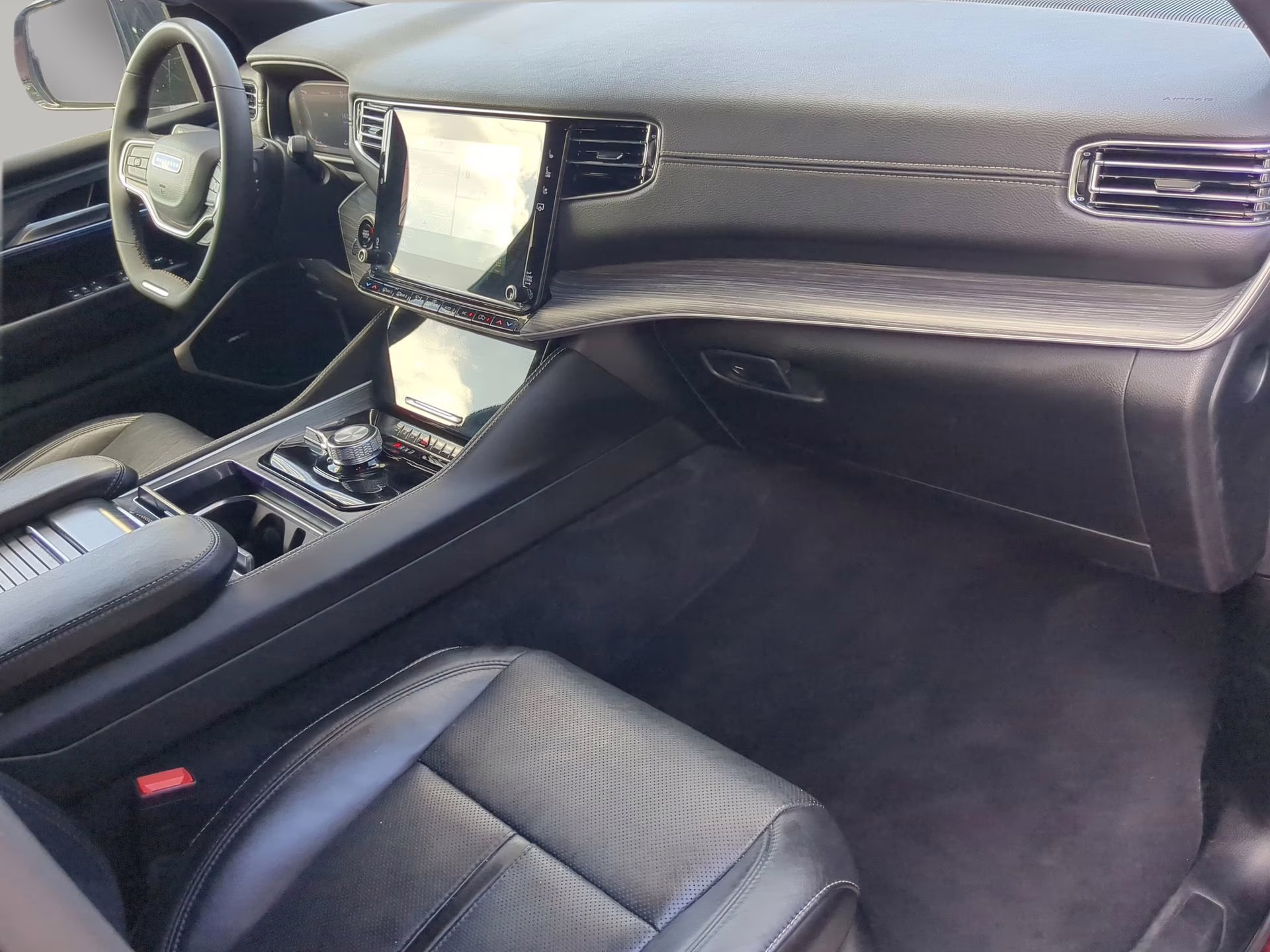 2024 Velvet Red Pearlcoat Jeep Wagoneer L Series II 4X4 SUV