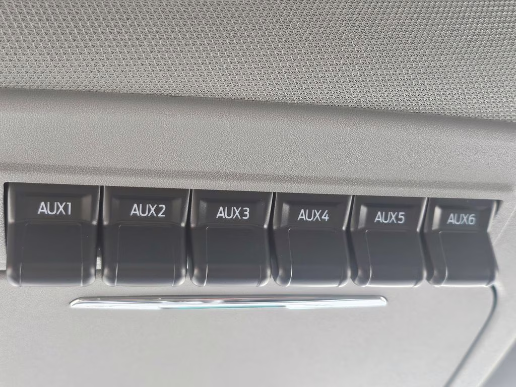 2026 Star White Metallic Tri-Coat Ford Super Duty F-250 SRW Lariat 4X4 Truck