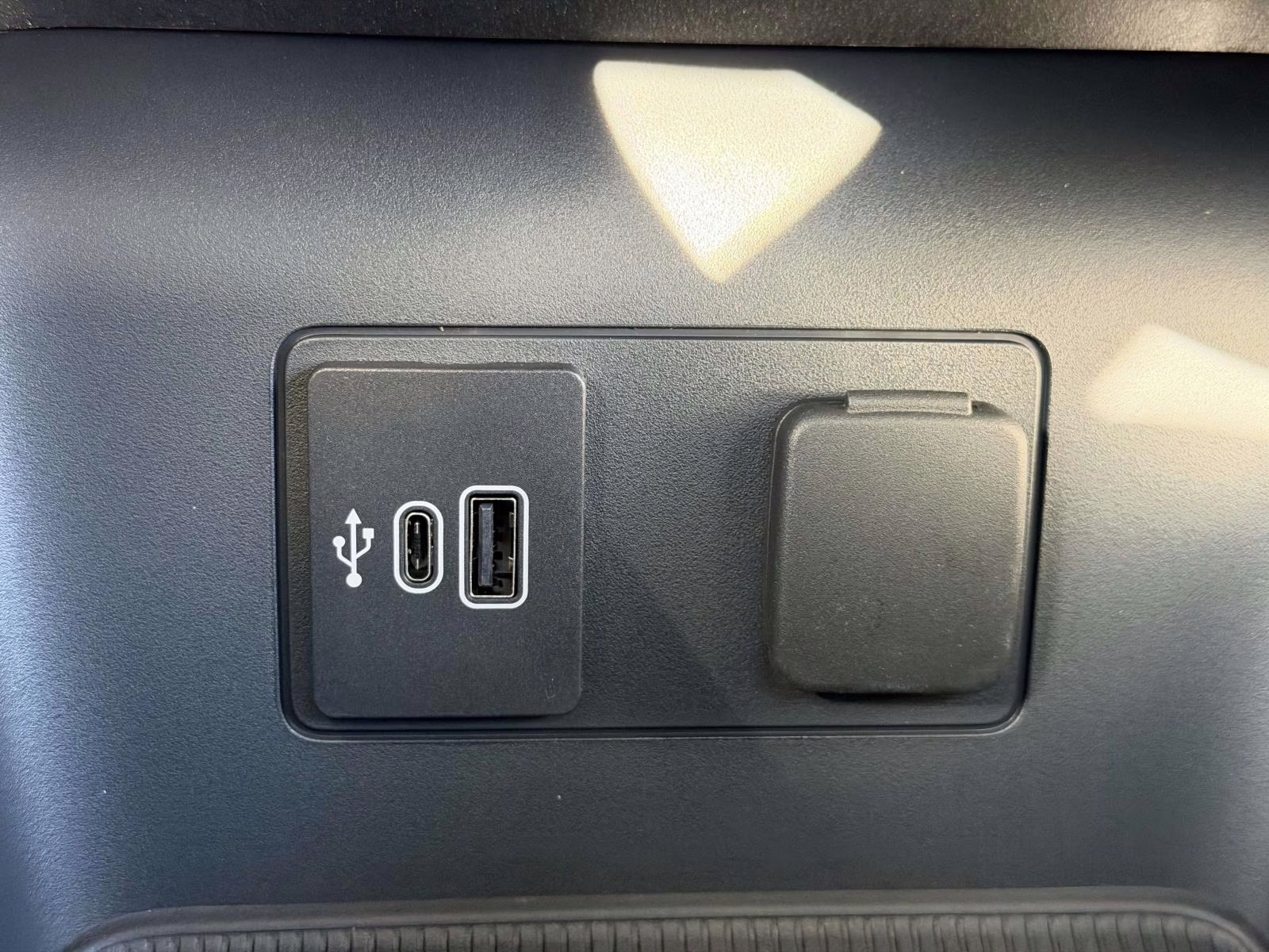 2026 Gray Ford Explorer Active 4X4 SUV