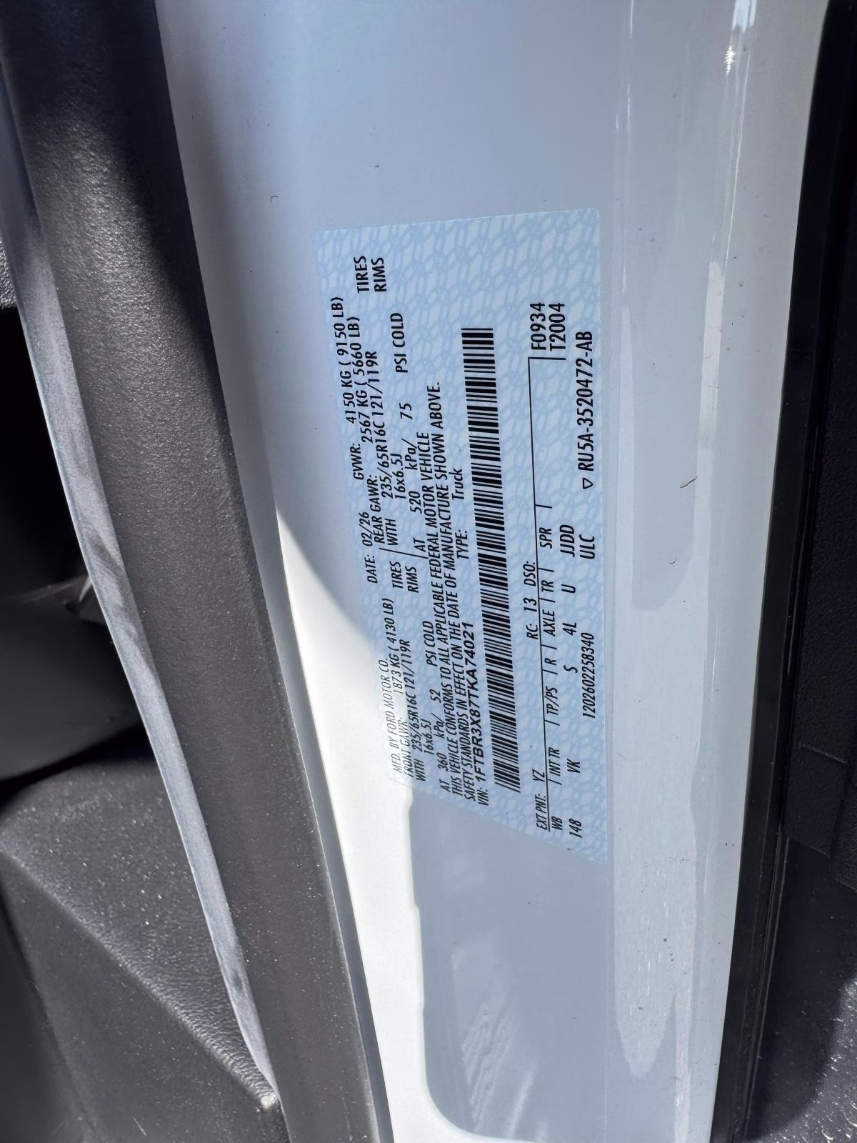 2026 Oxford White Ford Transit Cargo Van T-250 148 EL Hi Rf 9150 GVWR RWD RWD Van