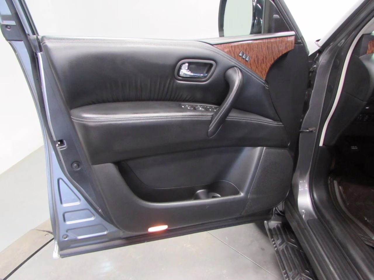 2019 Gun Metallic Nissan Armada SL 4X4 SUV