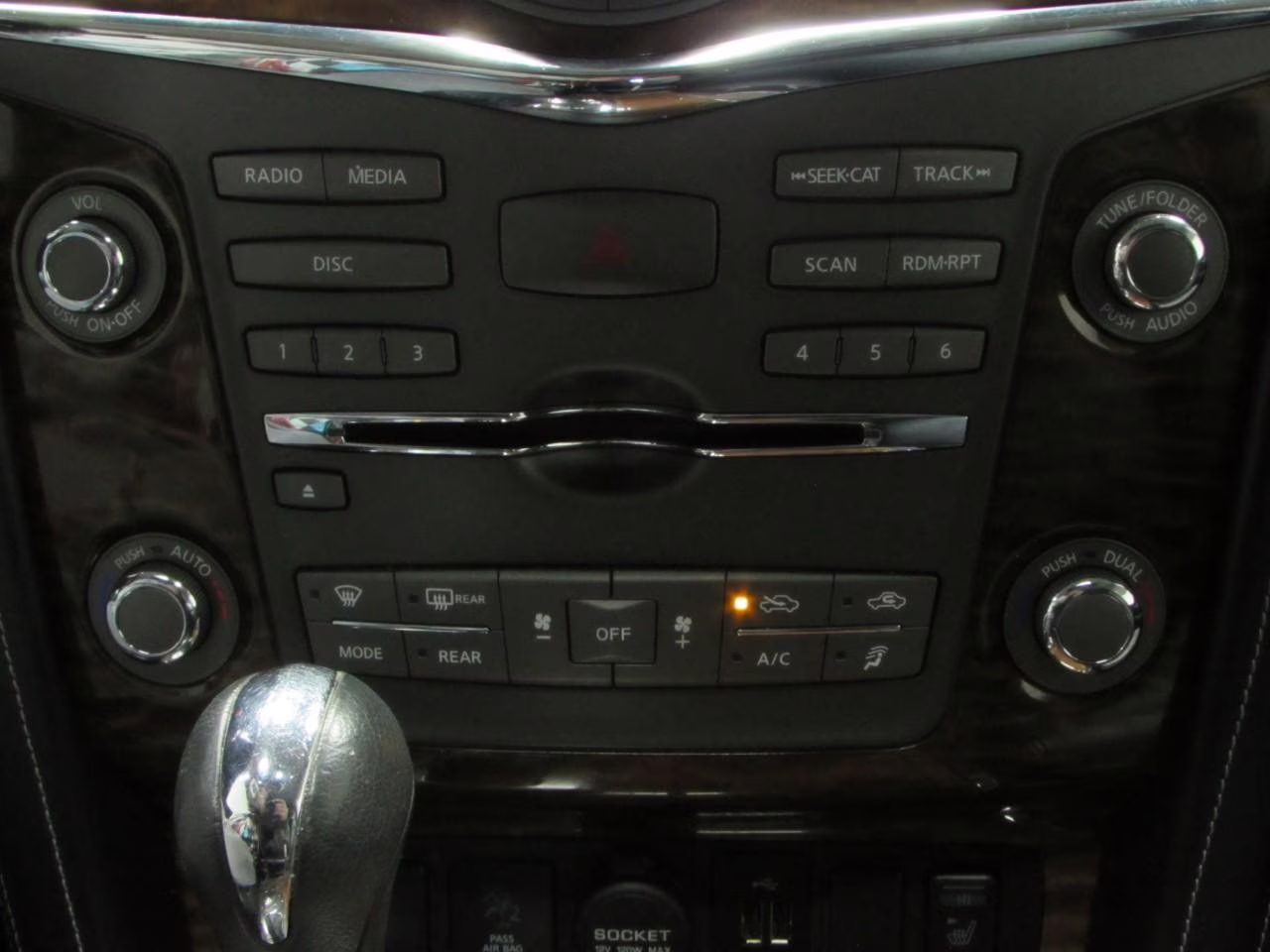 2019 Gun Metallic Nissan Armada SL 4X4 SUV