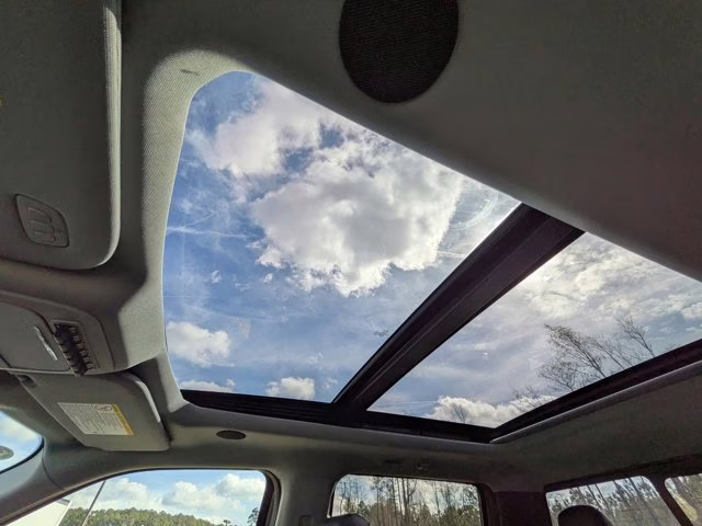 2026 Gray Metallic Ford Super Duty F-250 SRW LARIAT 4X4 Truck