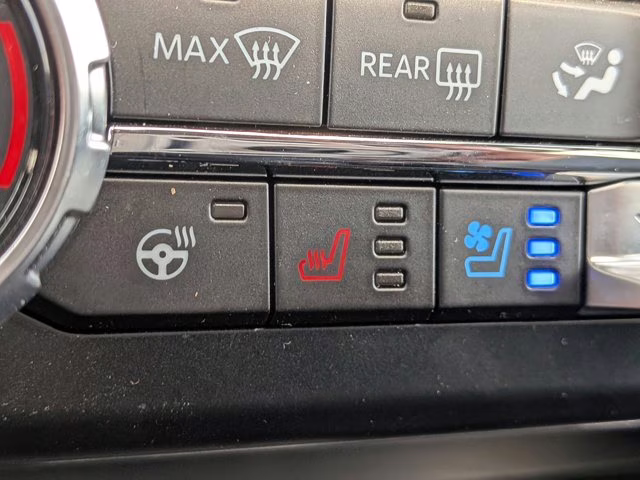 2026 Gray Metallic Ford Super Duty F-250 SRW LARIAT 4X4 Truck