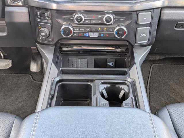 2026 Avalanche Ford Super Duty F-250 SRW LARIAT 4X4 Truck