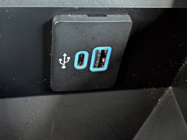 2026 Avalanche Ford Super Duty F-250 SRW LARIAT 4X4 Truck