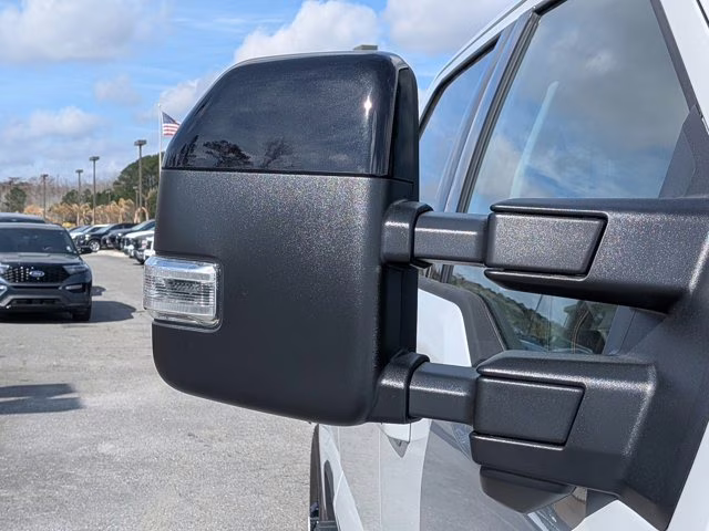 2026 Avalanche Ford Super Duty F-250 SRW LARIAT 4X4 Truck