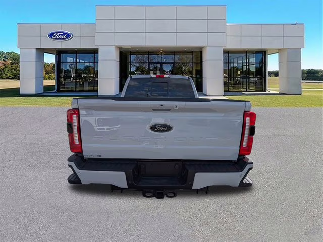 2026 Avalanche Ford Super Duty F-250 SRW LARIAT 4X4 Truck