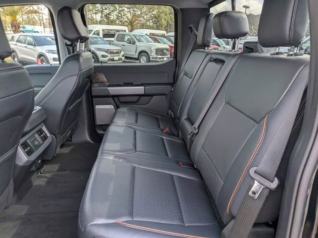 2026 Black Metallic Ford Super Duty F-250 SRW LARIAT 4X4 Truck