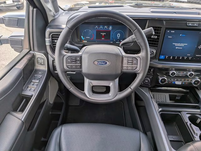 2026 Black Metallic Ford Super Duty F-250 SRW LARIAT 4X4 Truck