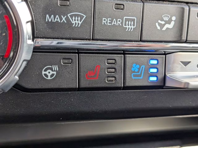 2026 Black Metallic Ford Super Duty F-250 SRW LARIAT 4X4 Truck