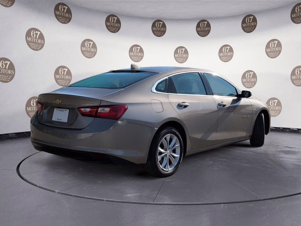 2023 Mineral Gray Metallic Chevrolet Malibu LT FWD Sedan