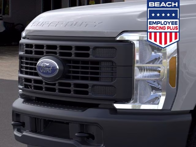 2026 Avalanche Ford Super Duty F-250 SRW XL 4X4 Truck