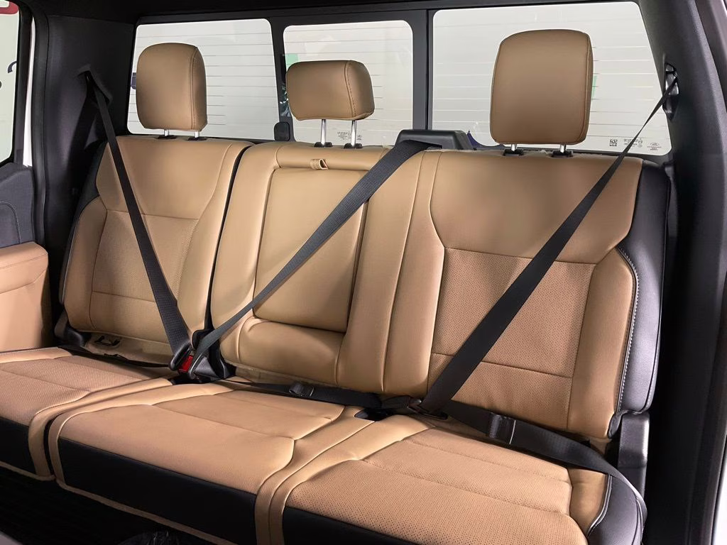 2026 White Metallic Ford Super Duty F-250 SRW Lariat 4X4 Truck