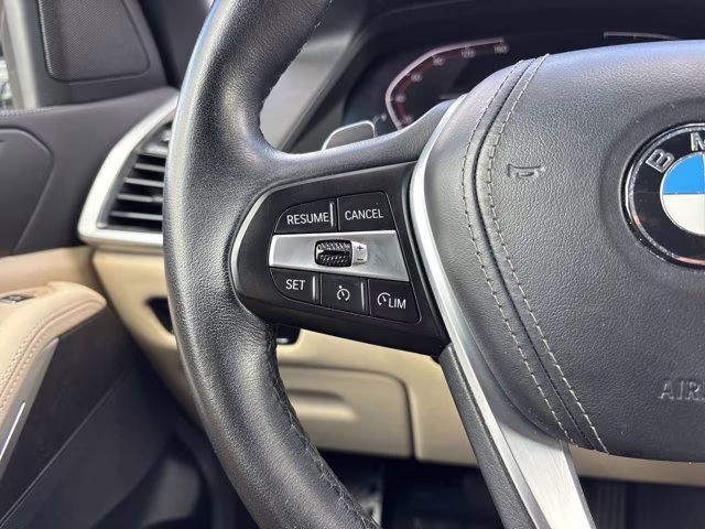 2022 Alpine White BMW X5 sDrive40i RWD SUV