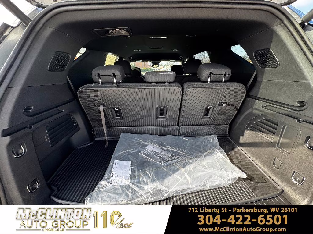 2026 Sterling Gray Metallic Chevrolet Traverse AWD LT AWD SUV