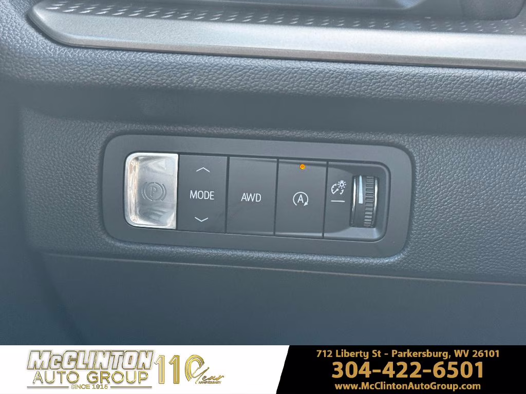 2026 Sterling Gray Metallic Chevrolet Traverse AWD LT AWD SUV