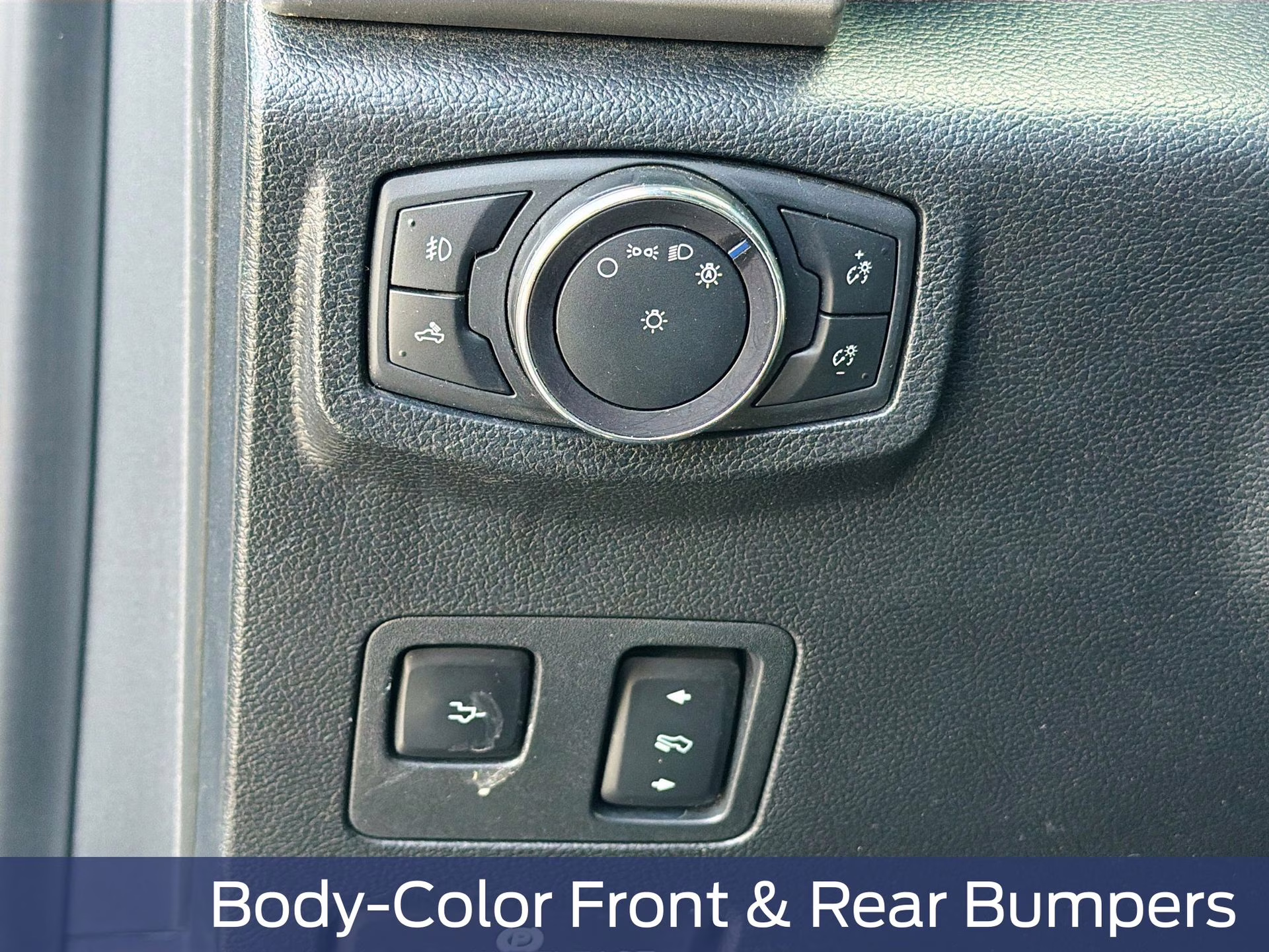 2020 Agate Black Metallic Ford Super Duty F-350 SRW Lariat 4X4 Truck