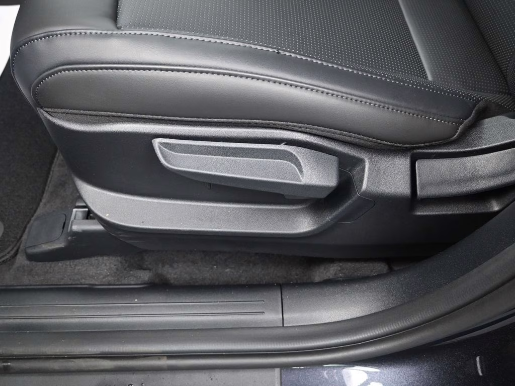 2027 Panthera Metal Kia Telluride LX FWD SUV