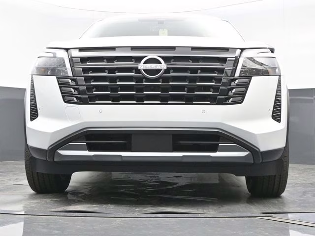 2026 Everest White Pearl Tricoat Nissan Pathfinder SL 4X4 SUV