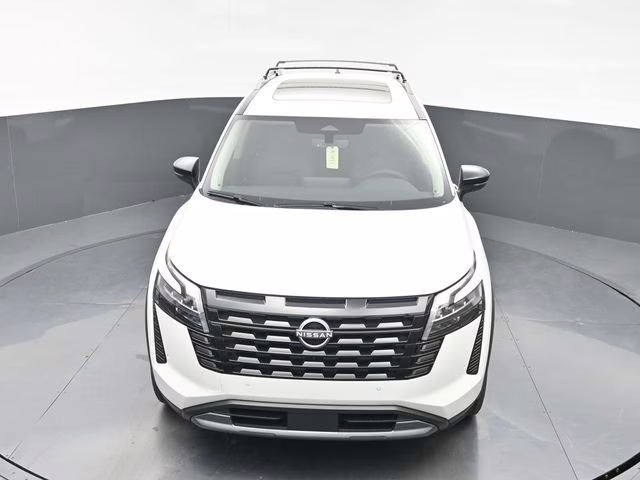2026 Everest White Pearl Tricoat Nissan Pathfinder SL 4X4 SUV