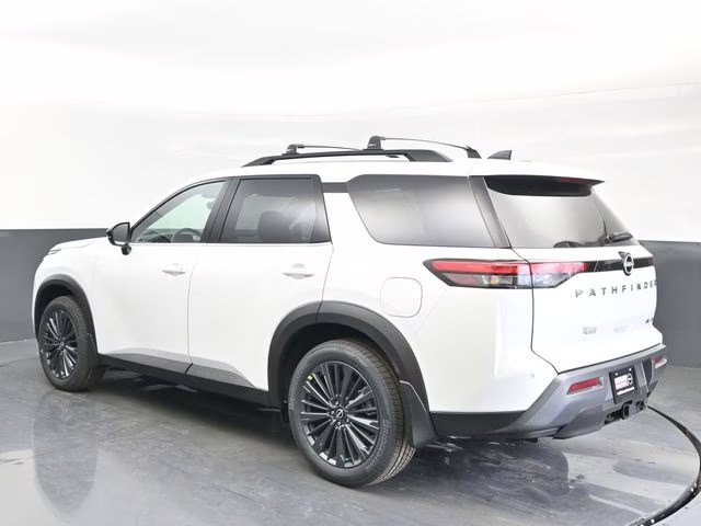 2026 Everest White Pearl Tricoat Nissan Pathfinder SL 4X4 SUV