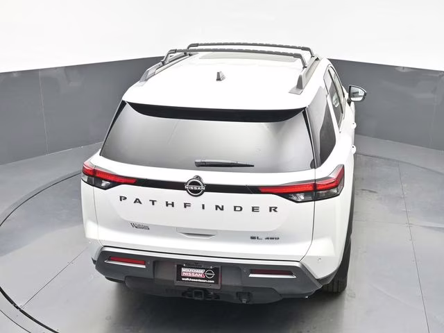 2026 Everest White Pearl Tricoat Nissan Pathfinder SL 4X4 SUV