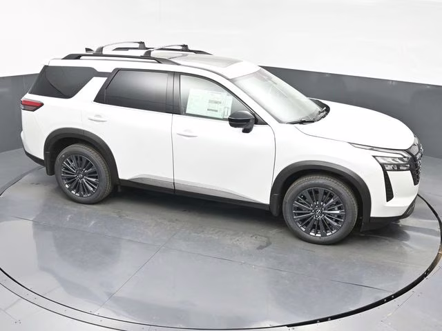 2026 Everest White Pearl Tricoat Nissan Pathfinder SL 4X4 SUV