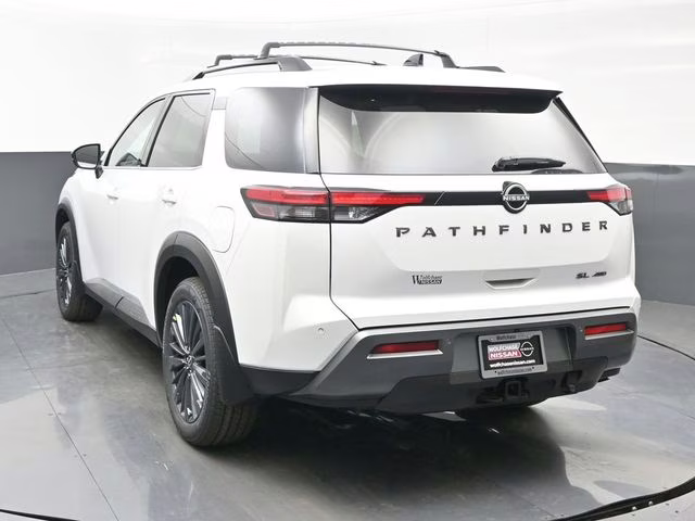 2026 Everest White Pearl Tricoat Nissan Pathfinder SL 4X4 SUV