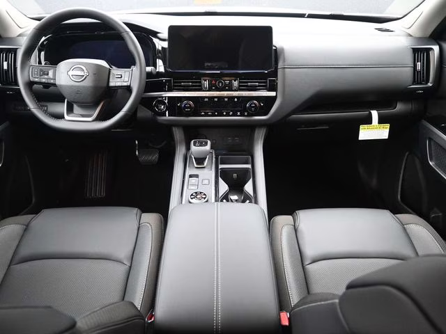 2026 Everest White Pearl Tricoat Nissan Pathfinder SL 4X4 SUV