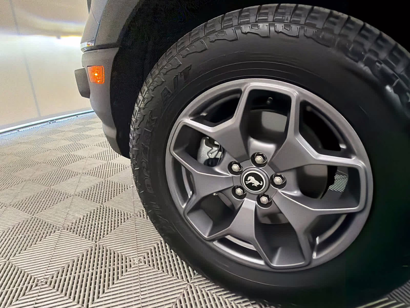 2024 Azure Gray Metallic Tri-Coat Ford Bronco Sport Badlands 4X4 SUV