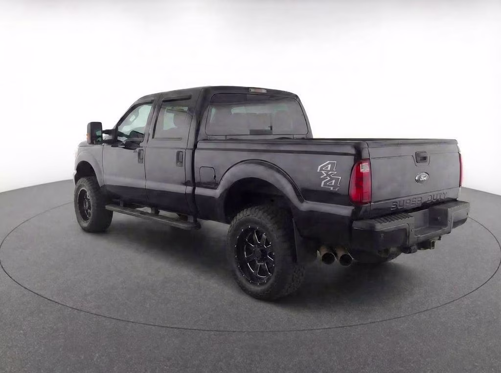 2016 Black Ford Super Duty F-250 SRW Lariat 4X4 Truck