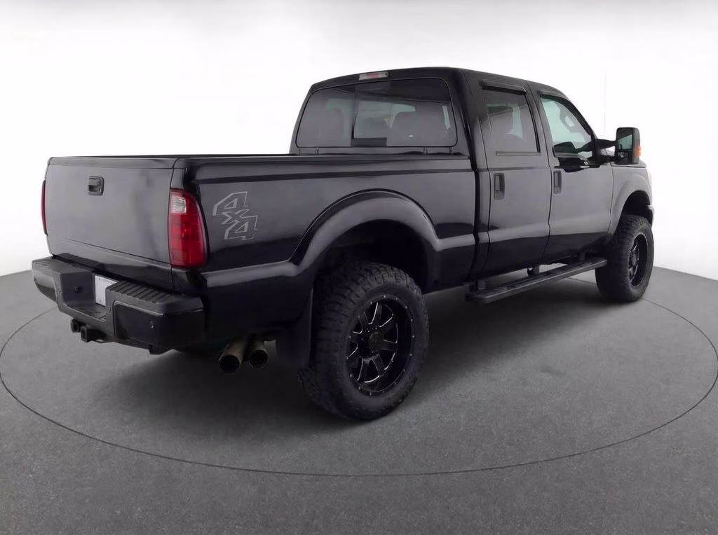 2016 Black Ford Super Duty F-250 SRW Lariat 4X4 Truck