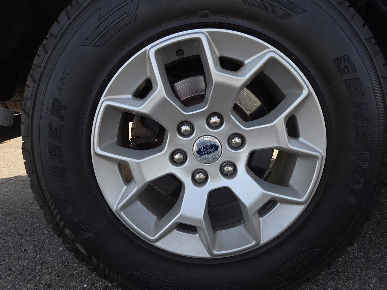 2019 Oxford White Ford F-150 XLT 4X4 Truck