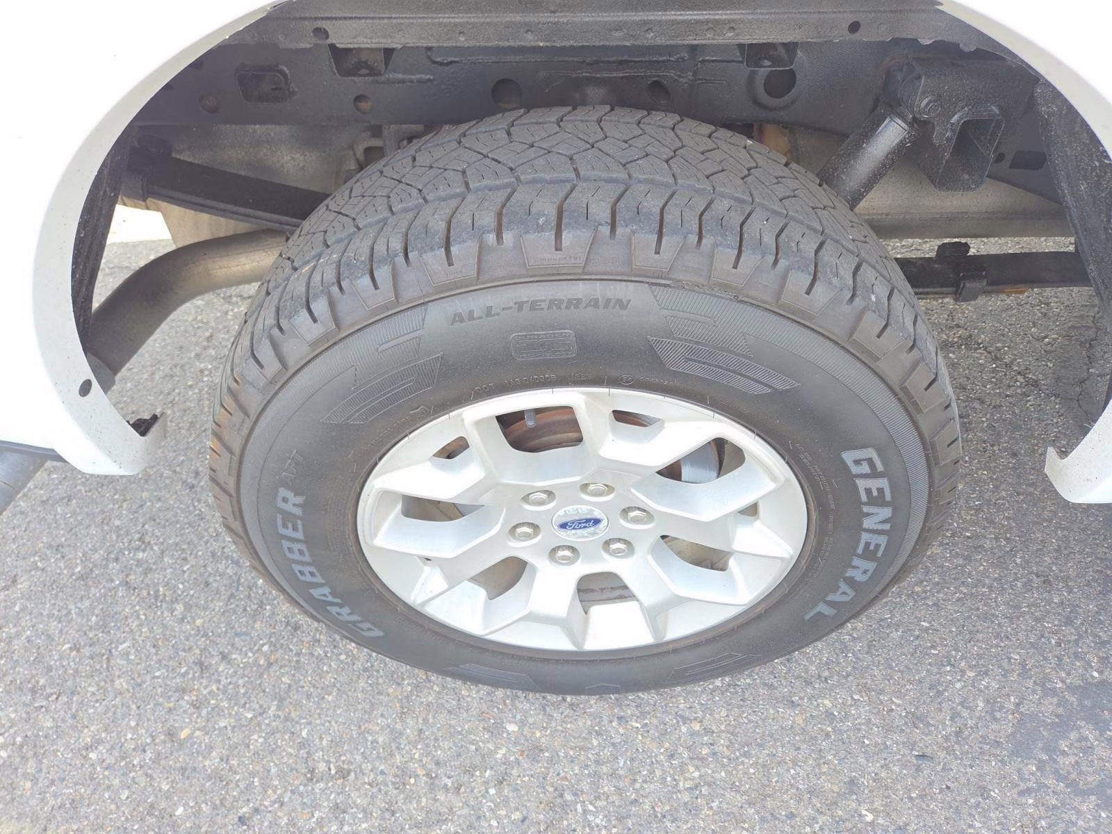 2019 Oxford White Ford F-150 XLT 4X4 Truck