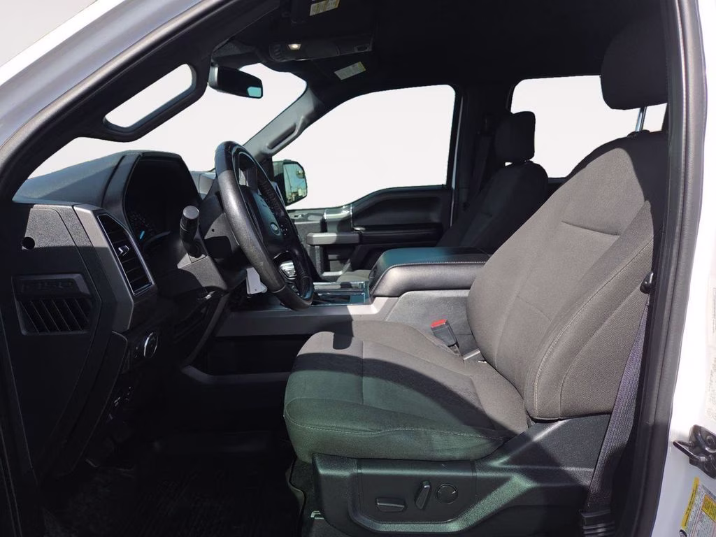2019 White Ford F-150 XLT 4X4 Truck