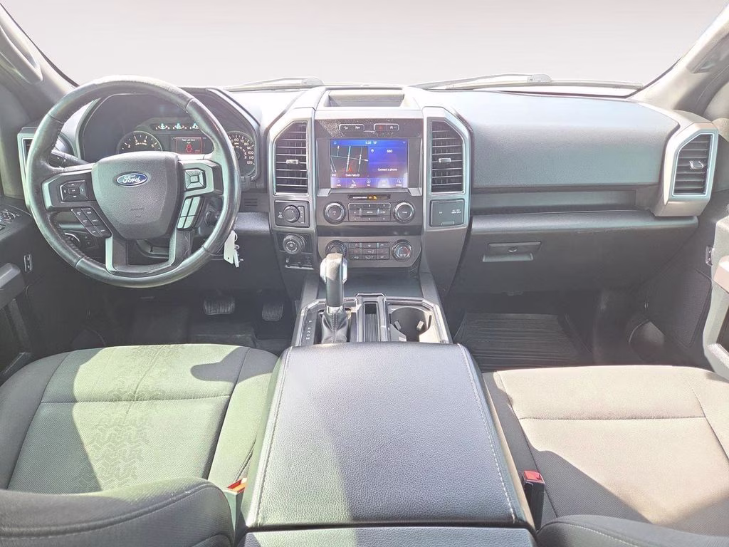 2019 White Ford F-150 XLT 4X4 Truck