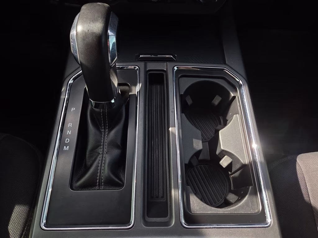 2019 White Ford F-150 XLT 4X4 Truck