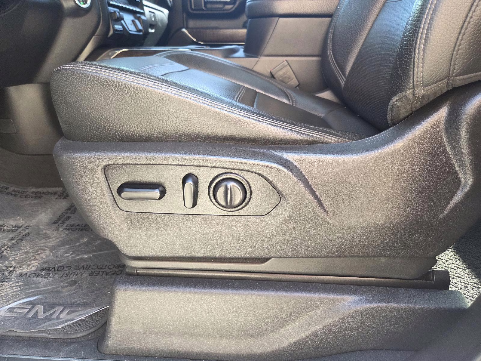 2020 White Frost Tricoat GMC Sierra 2500HD Denali 4X4 Truck