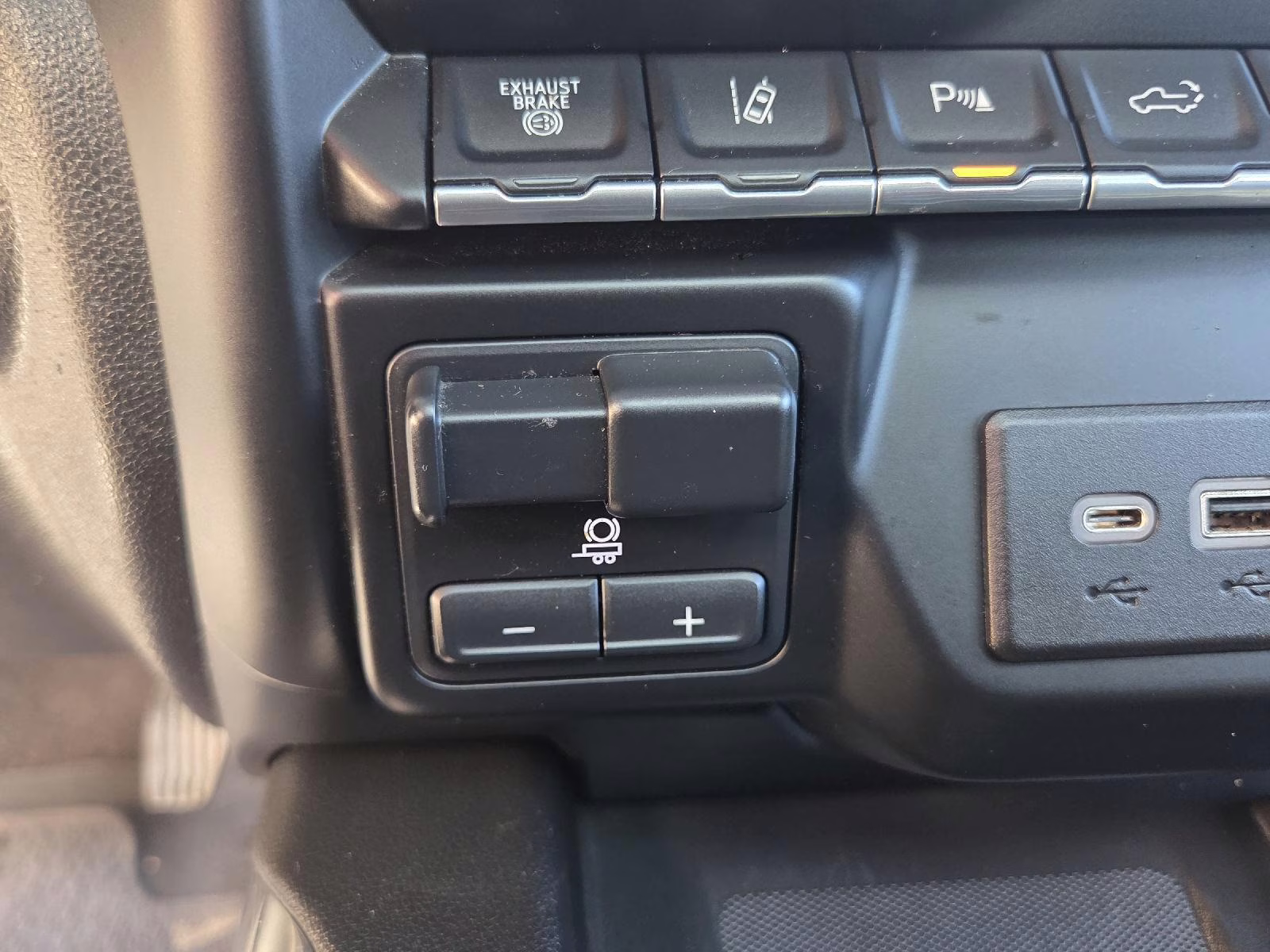 2020 White Frost Tricoat GMC Sierra 2500HD Denali 4X4 Truck