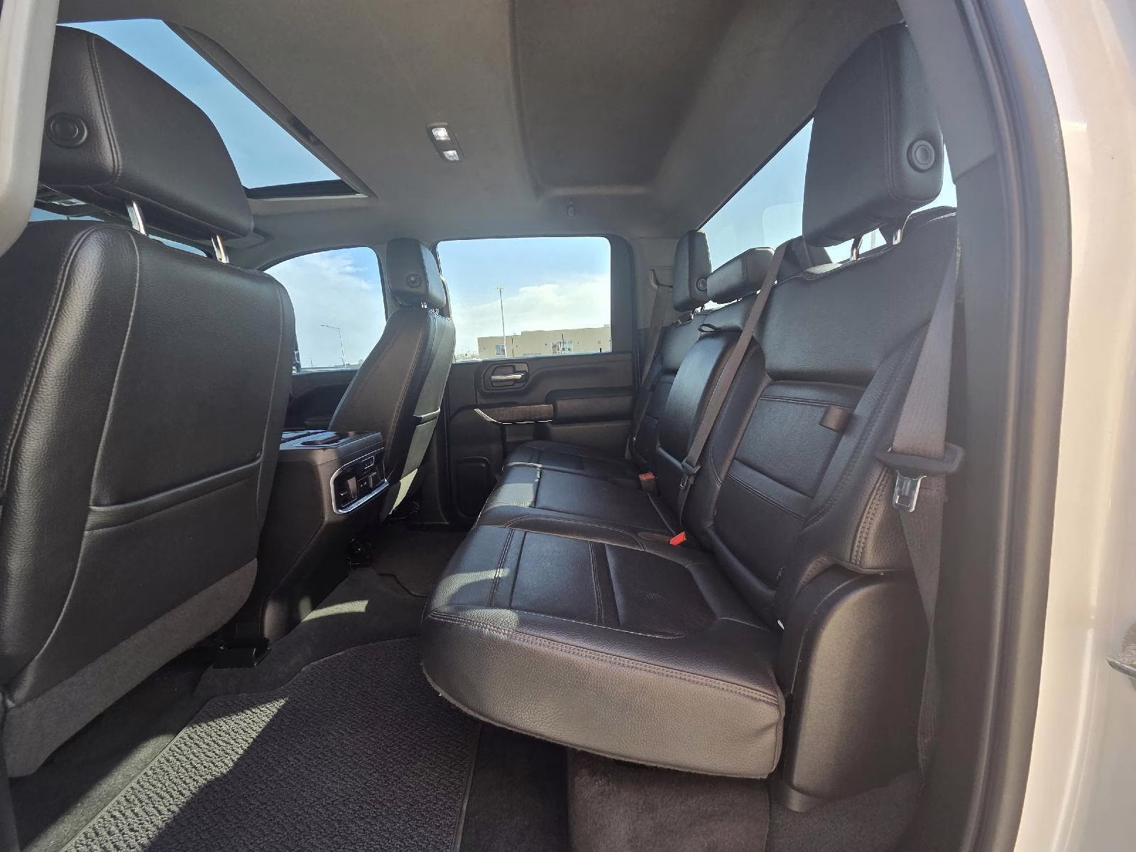 2020 White Frost Tricoat GMC Sierra 2500HD Denali 4X4 Truck