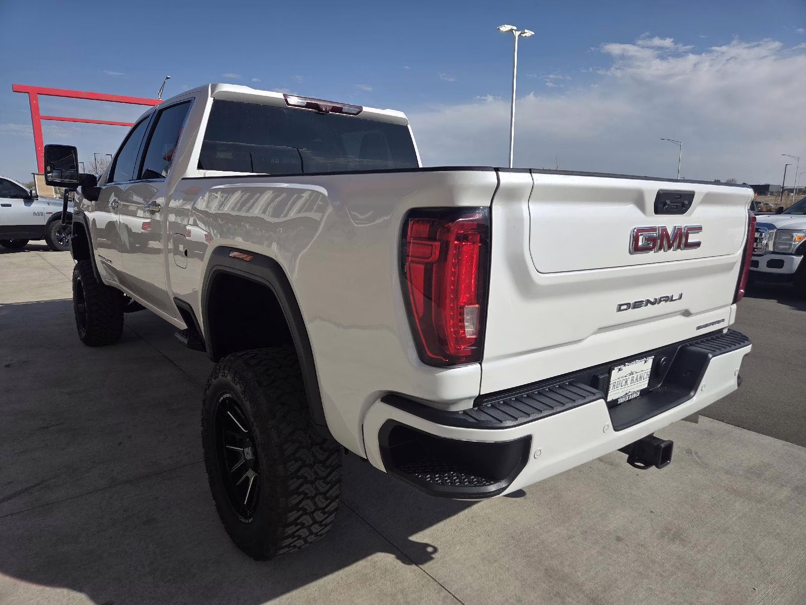2020 White Frost Tricoat GMC Sierra 2500HD Denali 4X4 Truck
