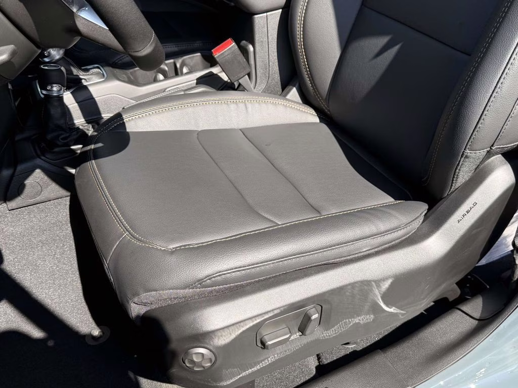 2026 Anvil Clear Coat Jeep Wrangler Sahara 4X4 SUV