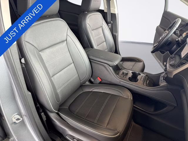 2023 Sterling Metallic GMC Acadia Denali FWD SUV