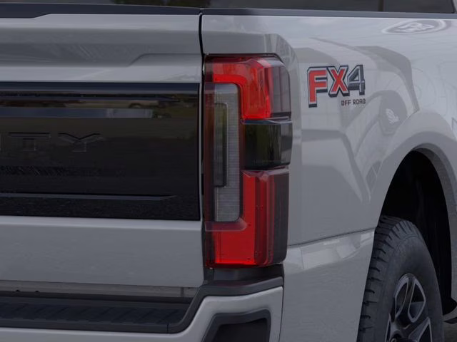 2026 Avalanche Ford Super Duty F-350 SRW 4X4 Truck