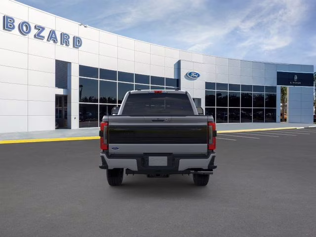 2026 Avalanche Ford Super Duty F-350 SRW 4X4 Truck