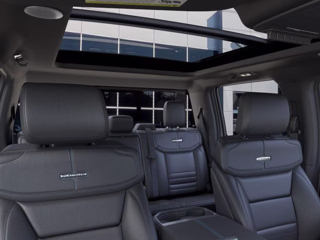2026 Avalanche Ford Super Duty F-350 SRW Platinum 4X4 Truck