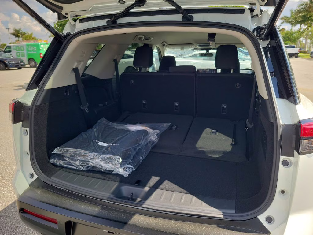 2026 Glacier White Nissan Pathfinder SV 4X4 SUV