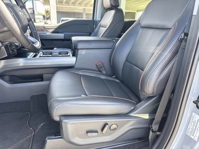 2026 Gray Metallic Ford Super Duty F-250 SRW Lariat 4X4 Truck