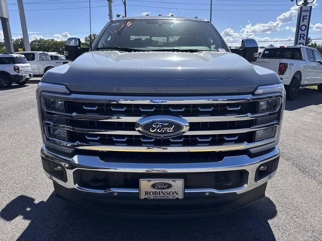 2026 Gray Metallic Ford Super Duty F-250 SRW Lariat 4X4 Truck